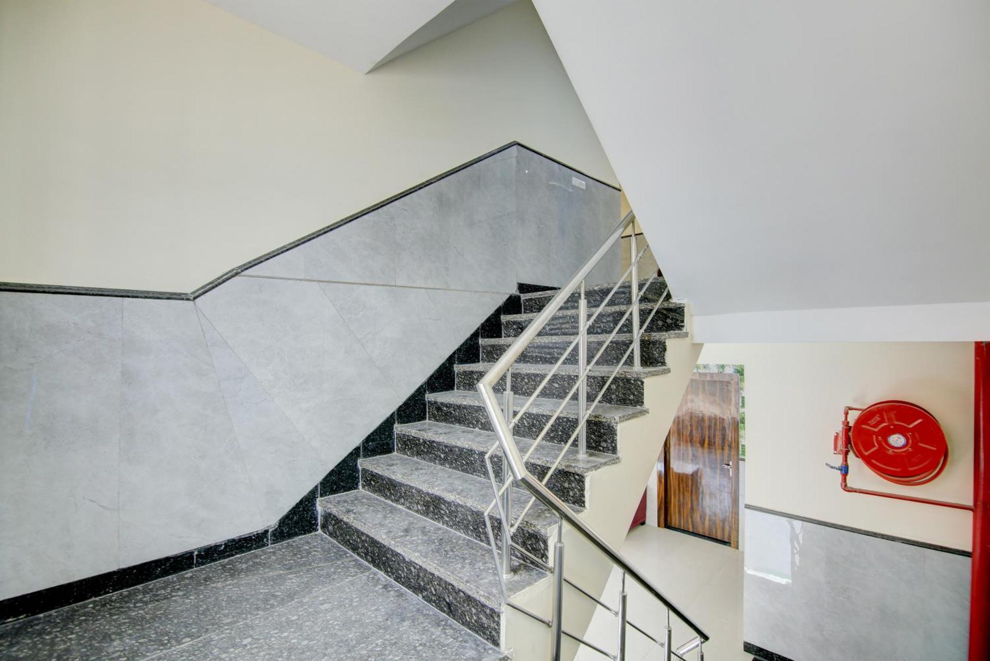 Hotel Smart Signature By Smart Group Yeni Delhi Dış mekan fotoğraf