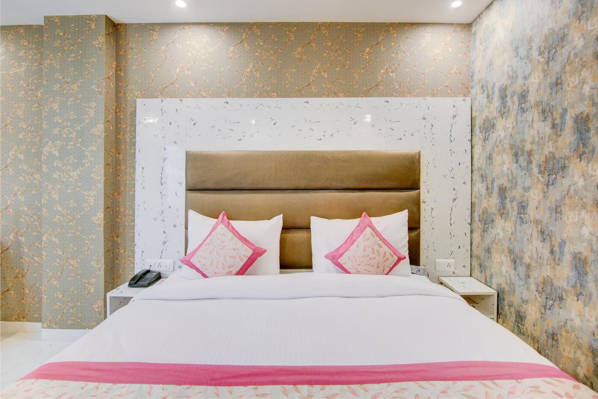 Hotel Smart Signature By Smart Group Yeni Delhi Dış mekan fotoğraf