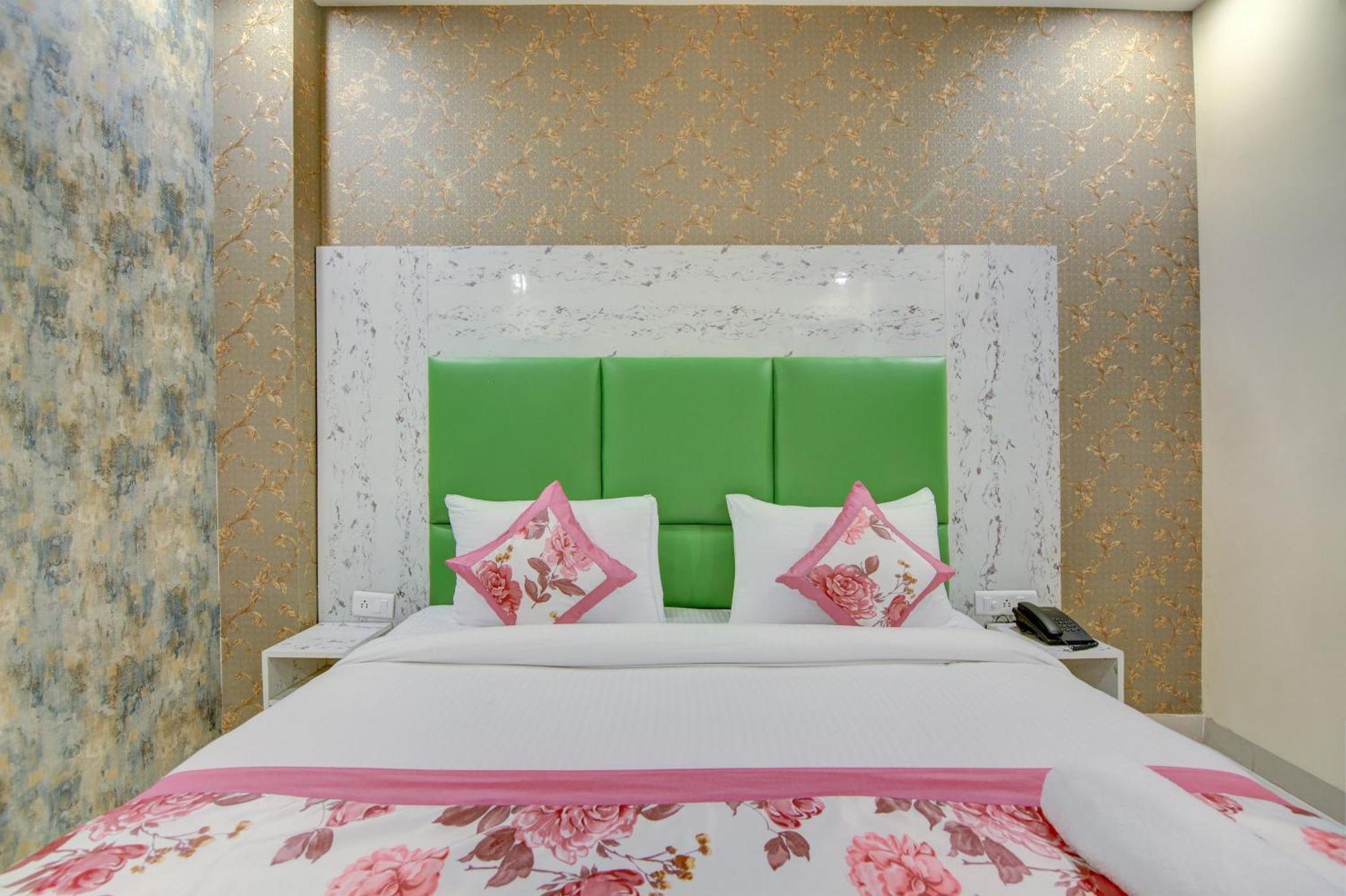 Hotel Smart Signature By Smart Group Yeni Delhi Dış mekan fotoğraf